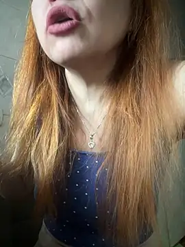 Chatroom XXX en direct de Suzanele