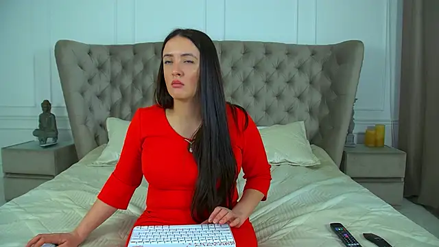 Živý XXX chat ElinaBellucci