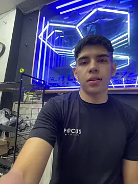 Chat XXX en directo de Johan_stick