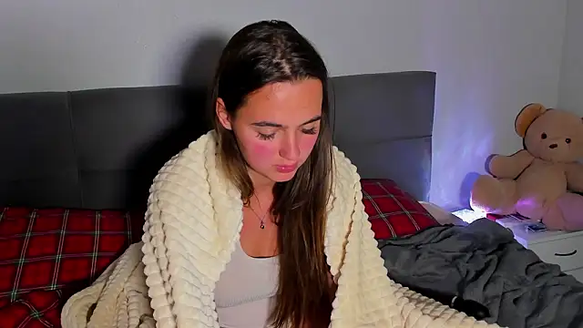 emma77_ 网络视讯表演