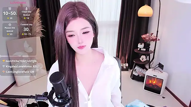 Anonymo68 网络视讯表演