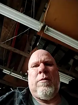 Reddog833 网络视讯表演