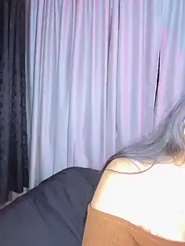 Antonella_Julieta ওয়েবক্যাম শো