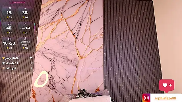 big_tits_in_your_face webkamerás műsora