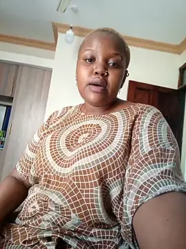 queennapal 在線直播表演