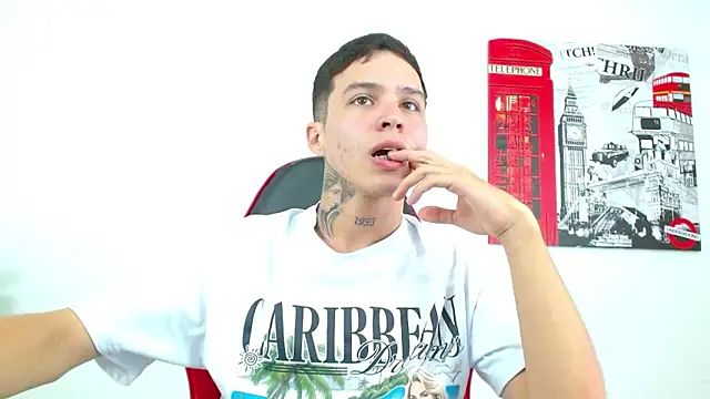 Cumandres18 在線直播表演