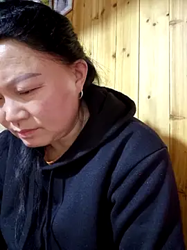 yoowwmr 在線直播表演