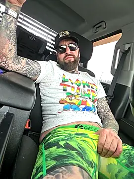 Beardedtattood 在線直播表演