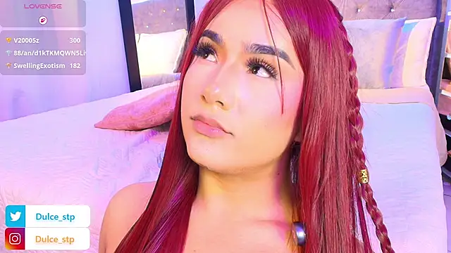 Vale_prado 网络视讯表演