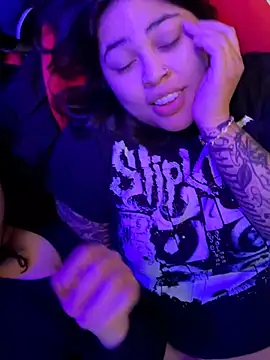 KittyTatts 网络视讯表演