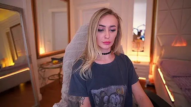 GraceCandy: вебкам-шоу