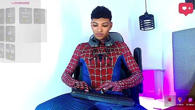 Rick_Wade élő XXX-chatje