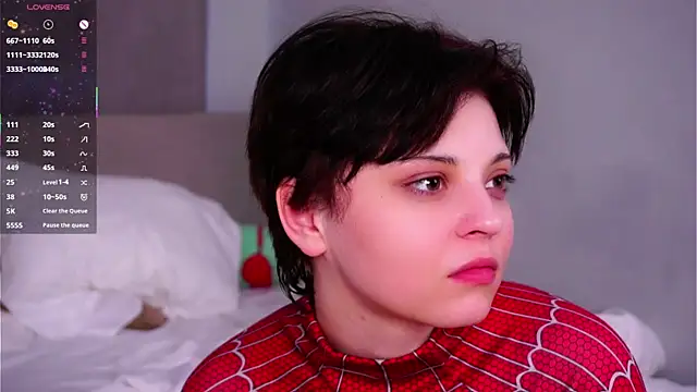 Chat +18 de SharylOrbin ao vivo