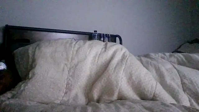 dezzidavill Adlı Modelin Web Kamerası Şovu