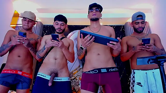 Show de the_knights_of_the_night na webcam