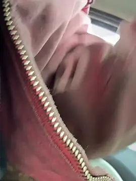 GoldenFlameGoddess' Webcam Show