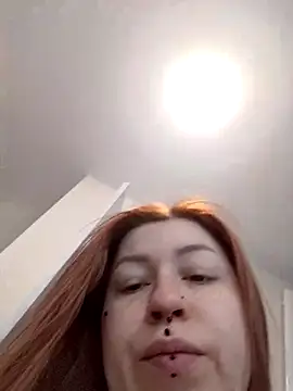 XXX chat uživo modela divine_eve