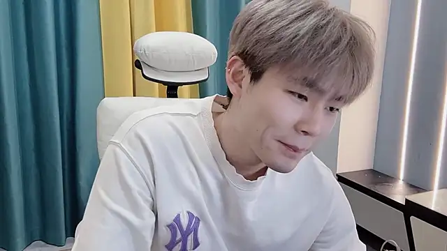 xiaoyang5200 ওয়েবক্যাম শো