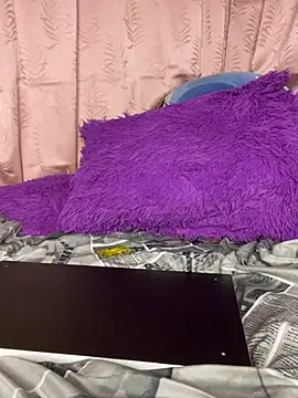 Show modela Sahra_rose na web-kameri