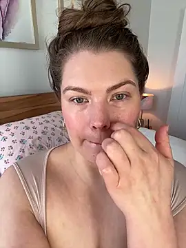 violetaurora95: διαδικτυακό σόου στην κάμερα