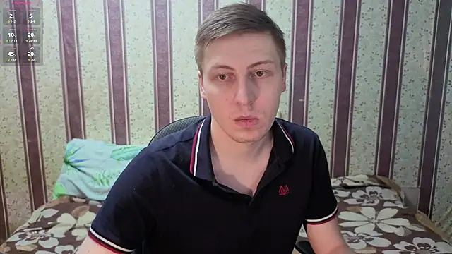 Darien_Brown élő XXX-chatje