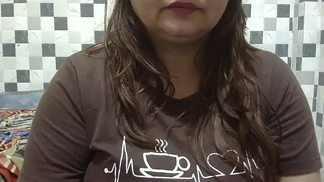 Show modela FUDDI_BHABHI143 na web-kameri