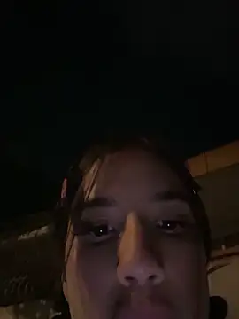 Praga_Pink Adlı Modelin Canlı XXX Sohbeti