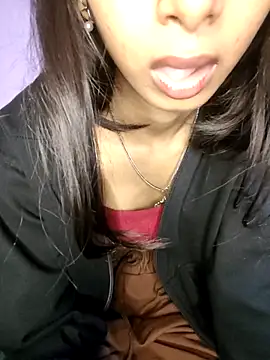 عرض كام AYUSHI_03