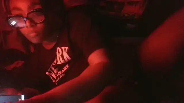 VenezuelaLuxeNoir: διαδικτυακό σόου στην κάμερα