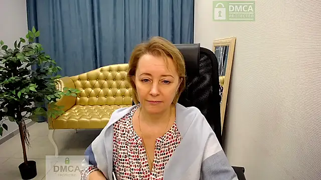 Вебкам-шоу MONA_W