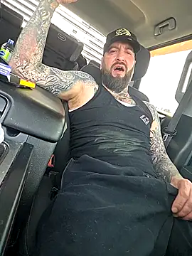 Beardedtattood's Live XXX Chat