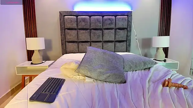 Alicee_BroownnのライブXXXチャット