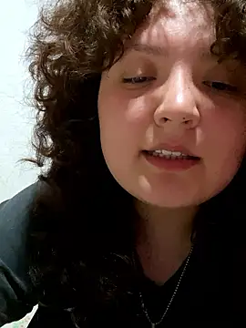 Solangerulo_ live XXX chat