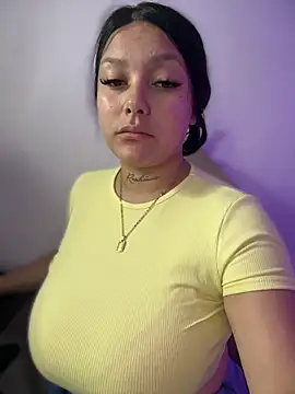 Miia__Taylor Show Webcam