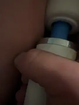 AverageSexFiends69 Show in webcam