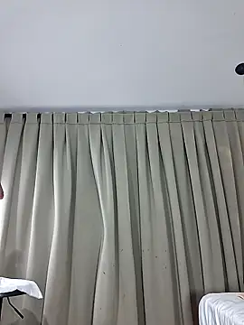 Angel_Perv Adlı Modelin Web Kamerası Şovu