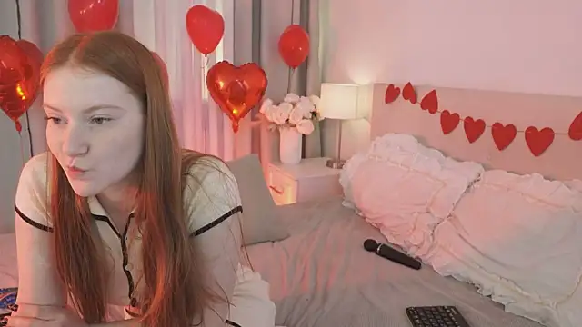 FiaMoor live XXX chat