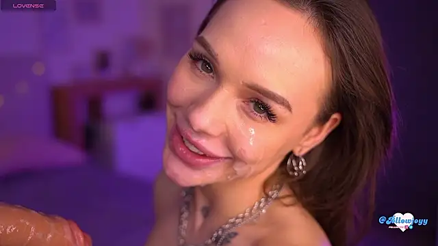 Bllowjoyy – Live XXX-chat