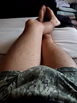 LuqenZo Live XXX Chat