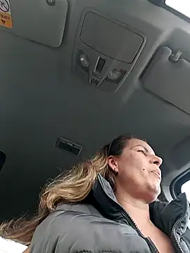 uber_babe – Naživo XXX chat