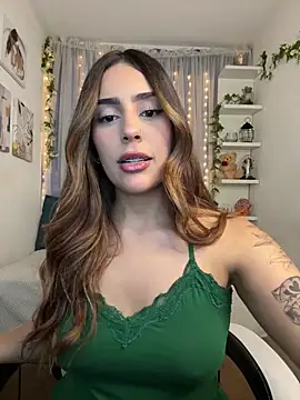 แชท XXX สดของ HazzelGray