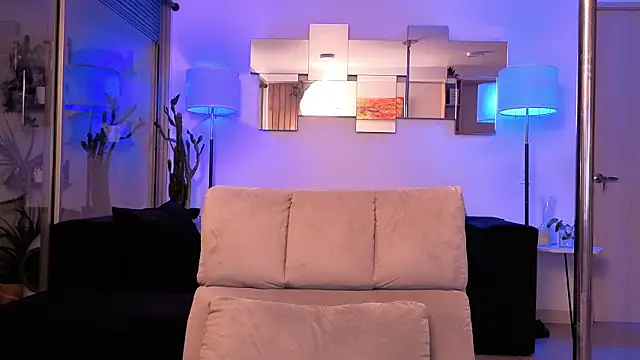 mandi4pole_'s Live XXX Chat