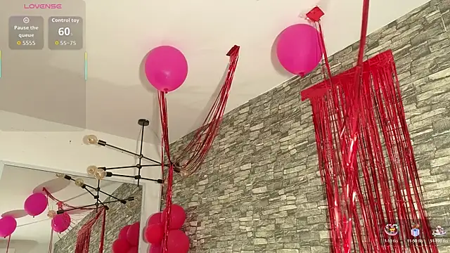 Онлайн чат XXX TokyoSky