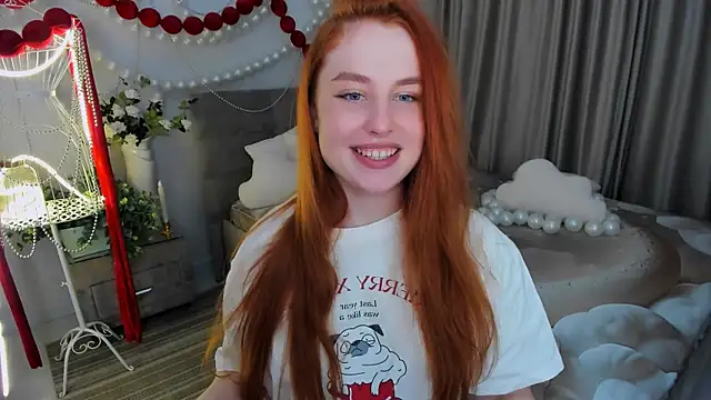 AirySilhouette Chat XXX live