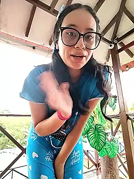 l0lita_emi Webcam show