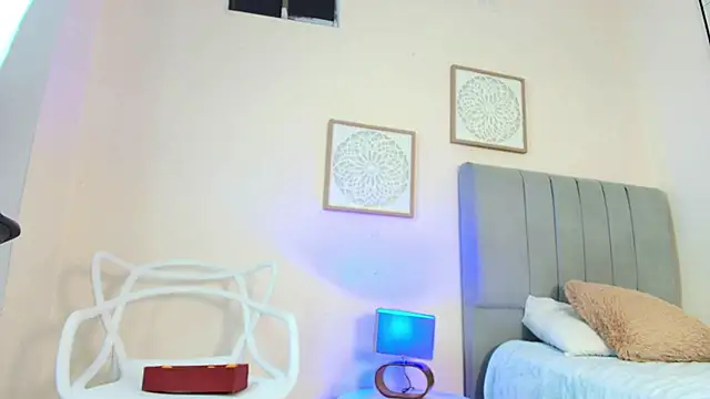 mary_cute9's Live XXX Chat