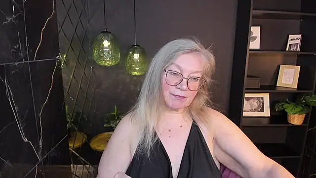 NataliMellow 即時 XXX 聊天