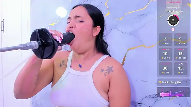 susan__bigass élő XXX-chatje