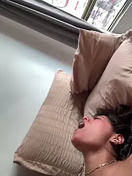 แชท XXX สดของ RachelWeisz_