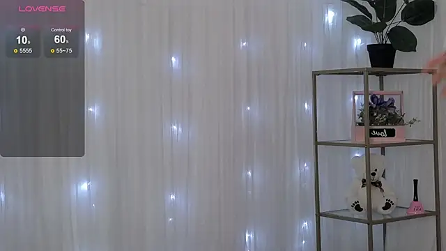 SarahRaynex Chat XXX in diretta